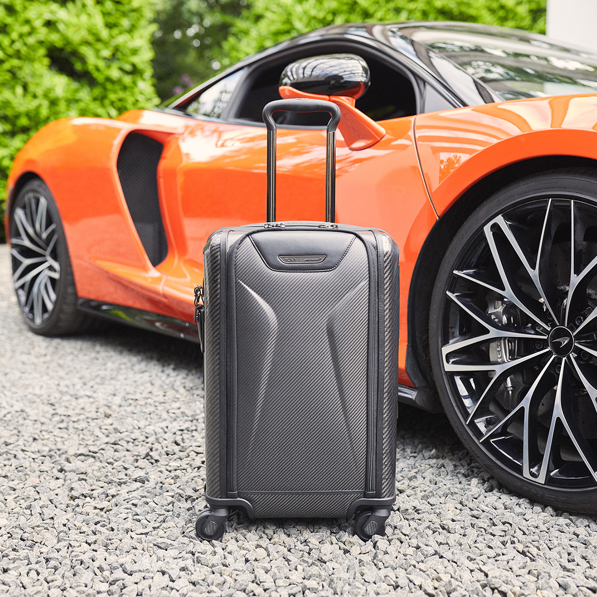 TUMI and McLaren expand their luxury travel collection_2